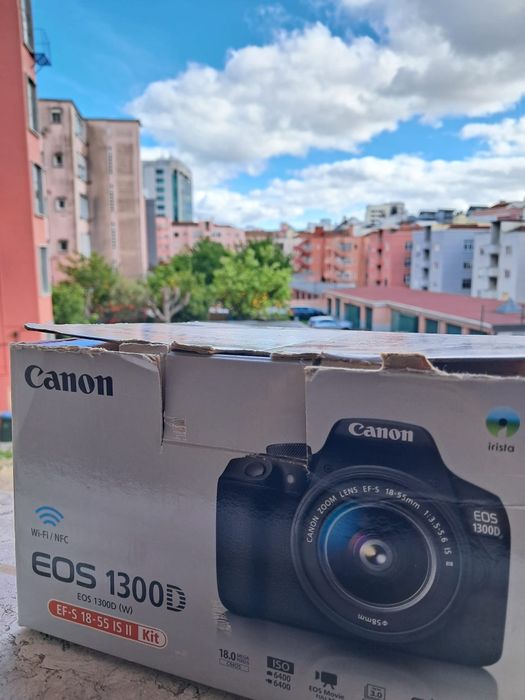 Camara fotográfica CANON 1300D