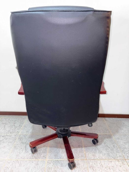 Cadeira de Escritório Executiva