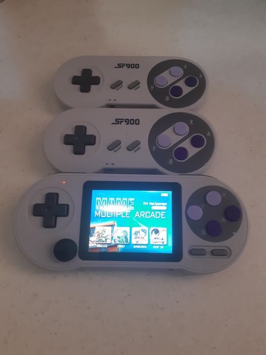Ігрова консоль SF2000.