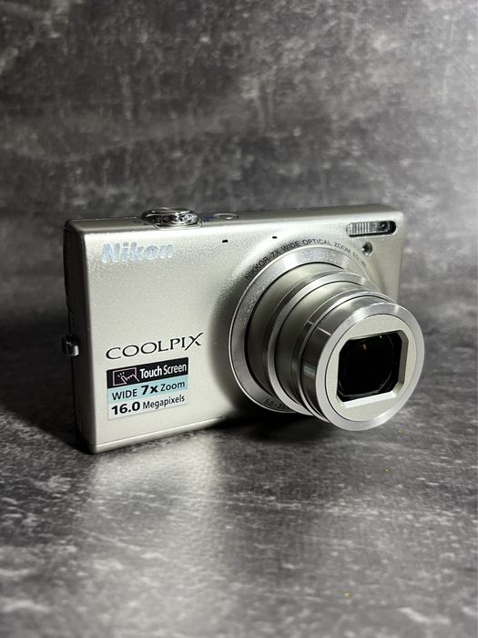 Nikon coolpix s6100