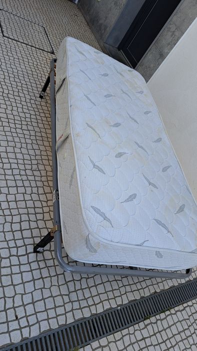 Colchão 90x190x20 com base cama estrado