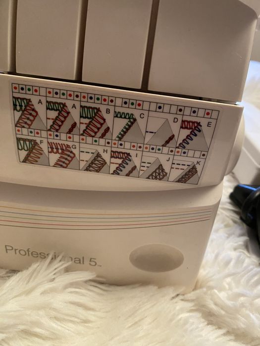 Owerlok Singer 14T968