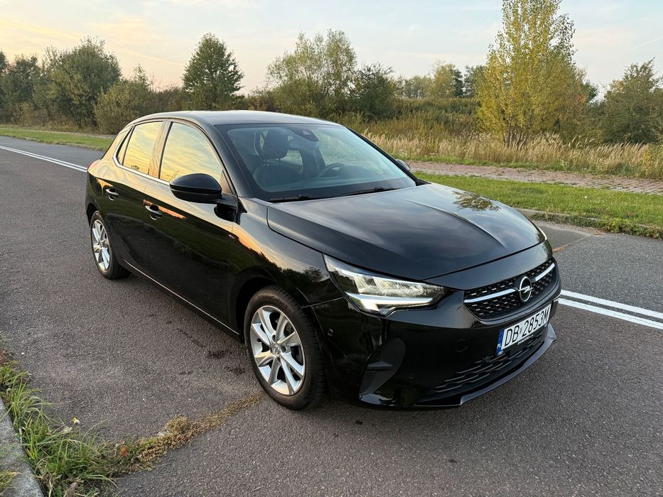 Opel Corsa Bogate wyposażenie, bardzo ekonomiczne.