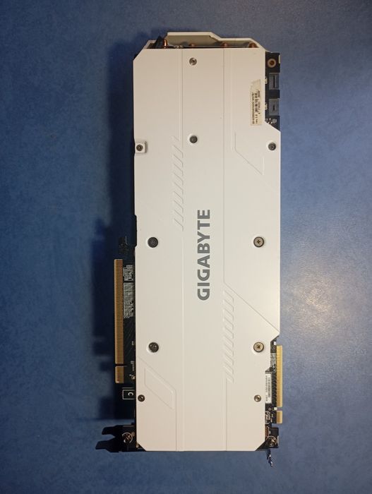Відеокарта RTX 2080 Super gigabyte