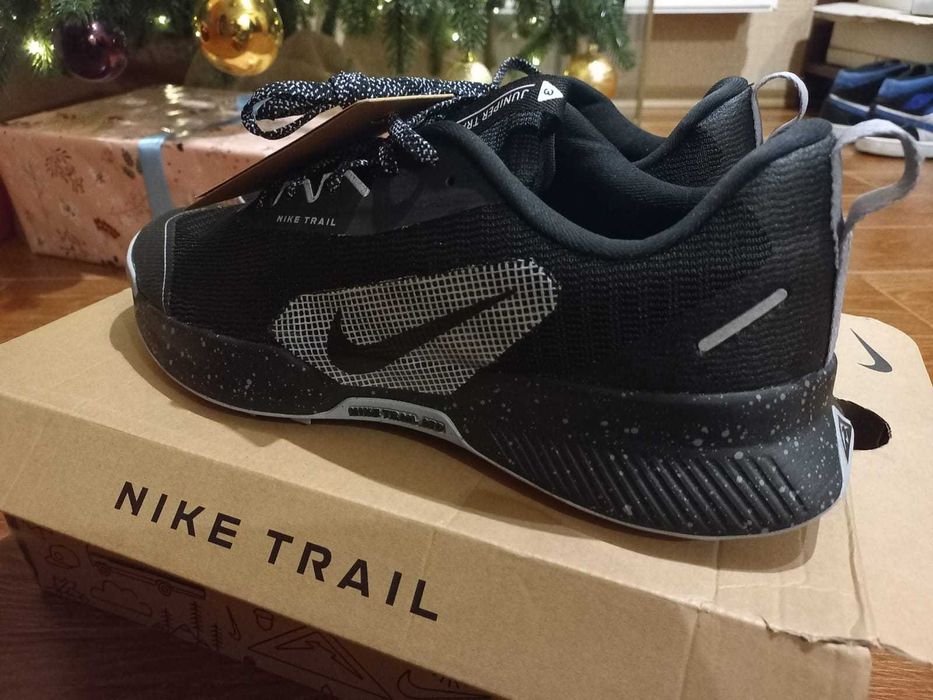 кросівки Nike Juniper Trail 3 модель FQ0902-001