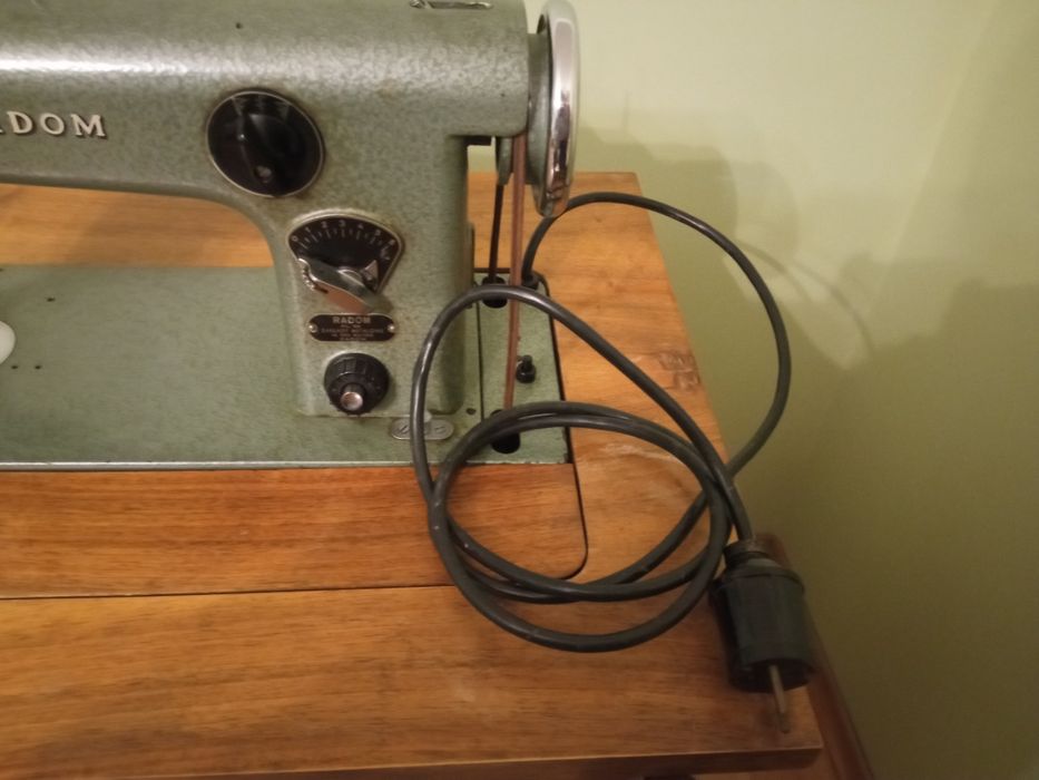 Швейна машина Radom