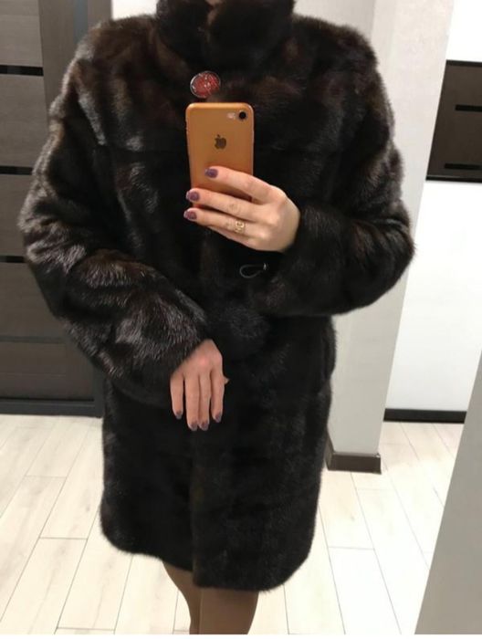 Шикарна норкова шубка