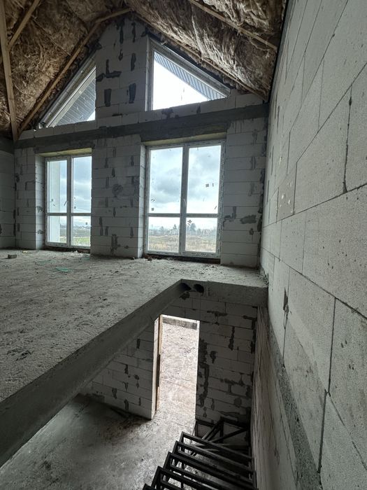 Таунхаус 58 м² + дворик 25 м² | Без комісії | Військбуд