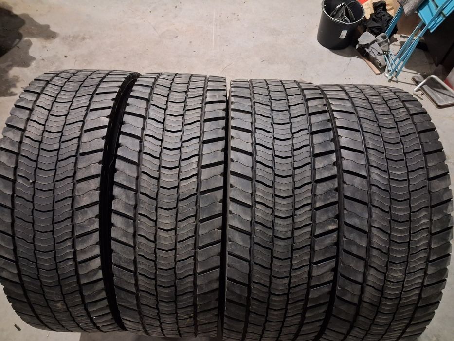 Opony ciężarowe 4x  315/70r22,5 Michelin oryginalne