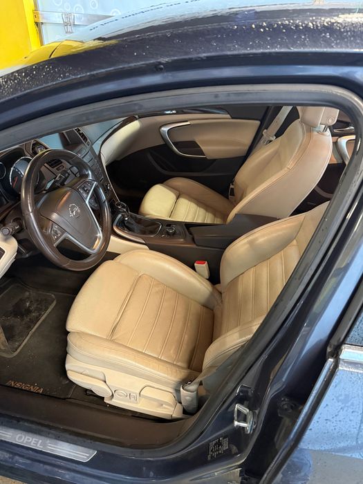 Sprzedam Opel insignia 2.0t 220km z lpg