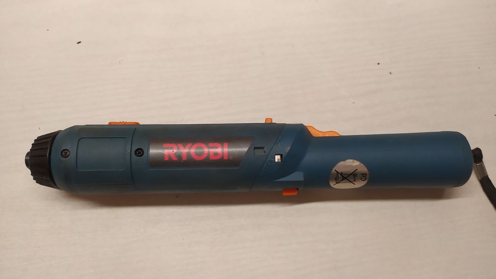 Wkrętak Ryobi. Do wymiany aku
