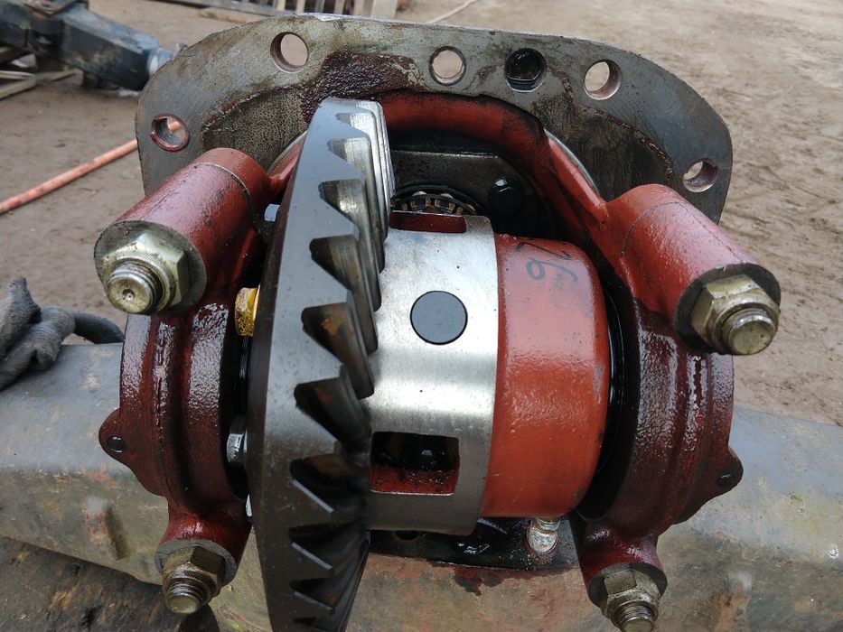 Mechanizm różnicowy przedniego napędu Renault 110...155.54