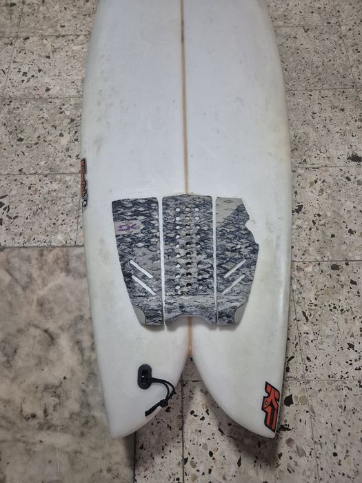 Prancha Twin fın fish 5'10 Killerfish - 38 litros