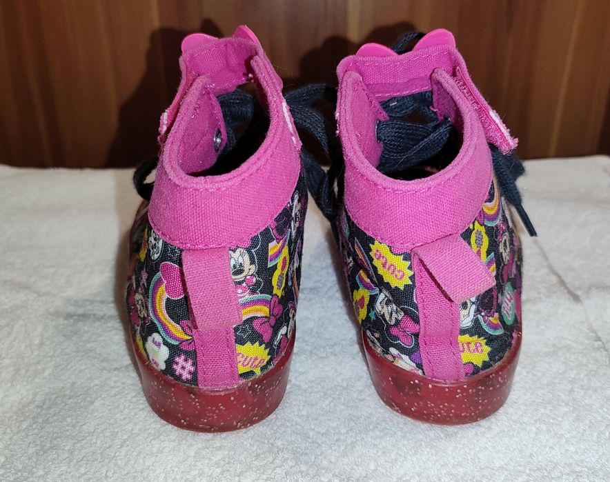 Кросівки для дівчинки чобітки демісезонні