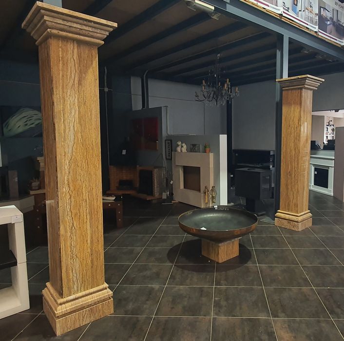 2 Colunas pedra travertino