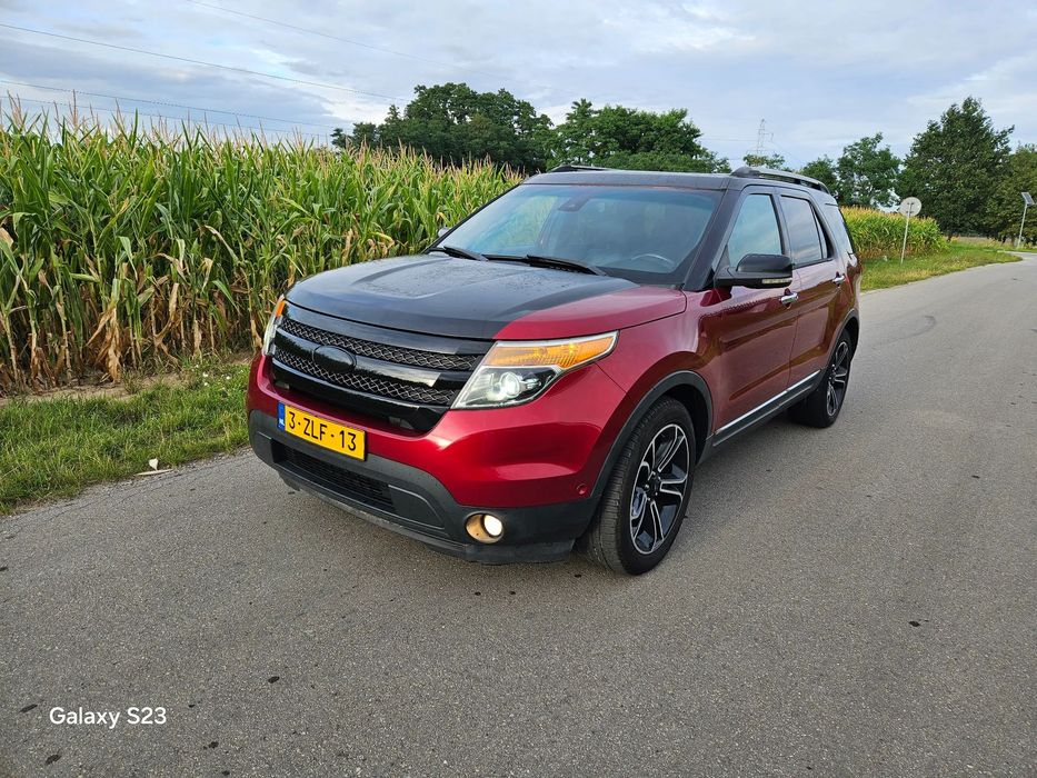 Ford Explorer LTD  FWD  lpg