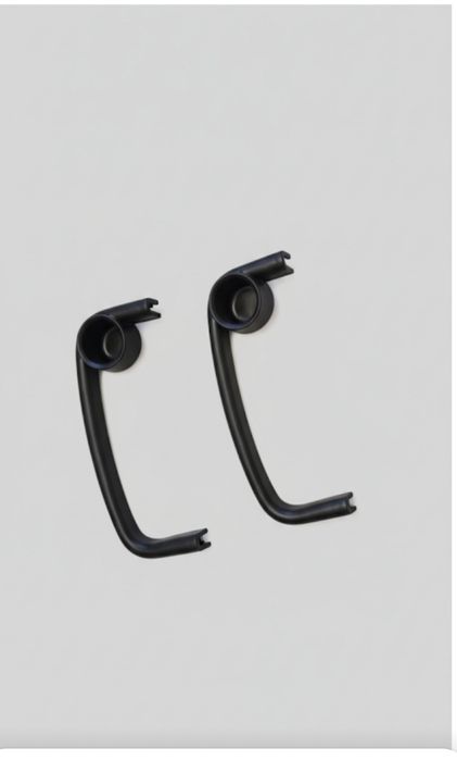 Тримач бампер до Carello Maestro