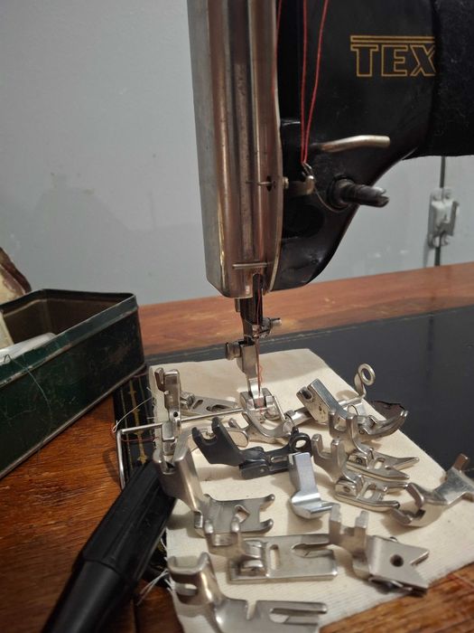 Швейная машинка Textima 25-30