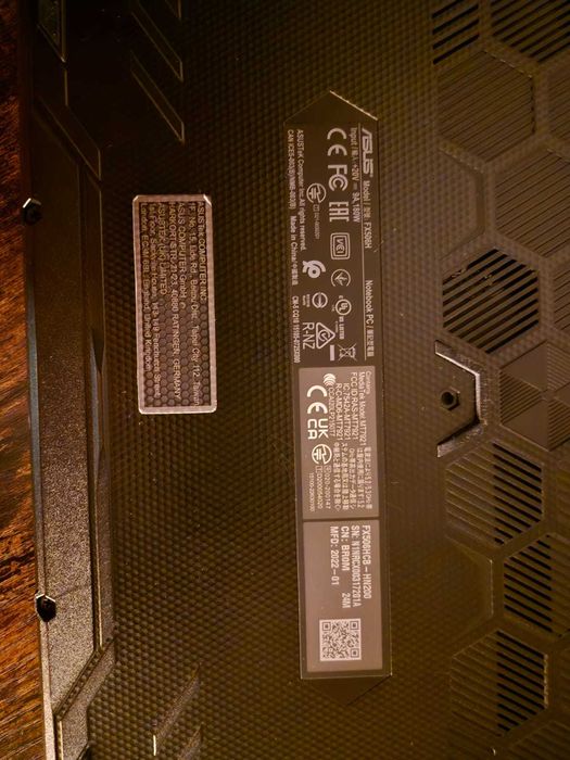 Laptop ASUS TUF GAMING F15 Cyberpunk 2077 Elden ring Arc Raiders + LOL