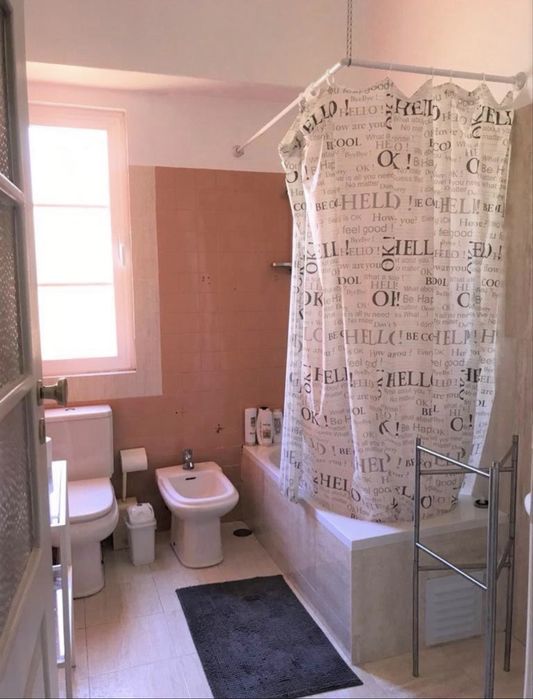 Arrendamento quarto no areeiro