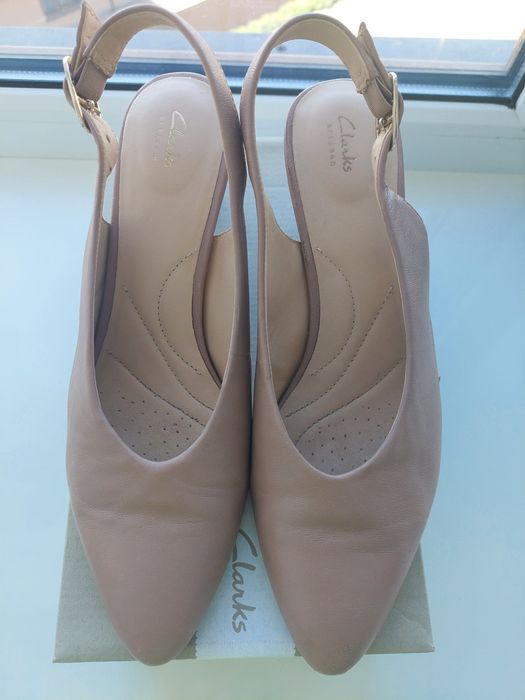 Туфлі шкіряні Clarks .