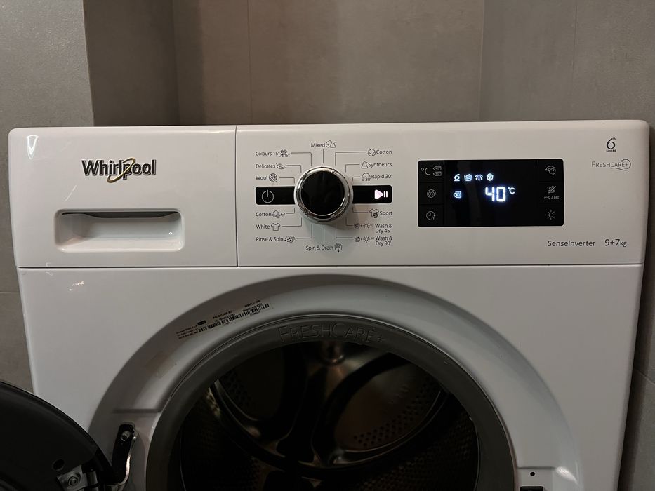 Прально-сушильна машина Whirlpool