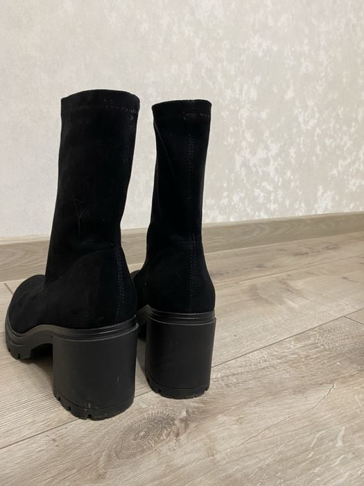 Чоботи, ботильйони  BRASKA