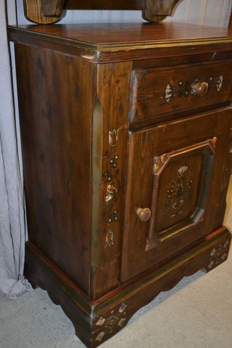 szafka z lustrem . ręcznie malowana