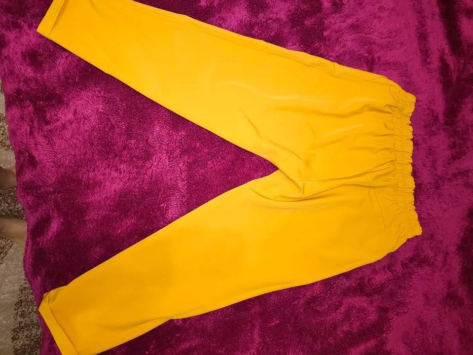 Женские брюки костюмная ткань