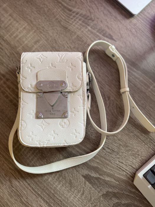 Сумка Louis VUITTON