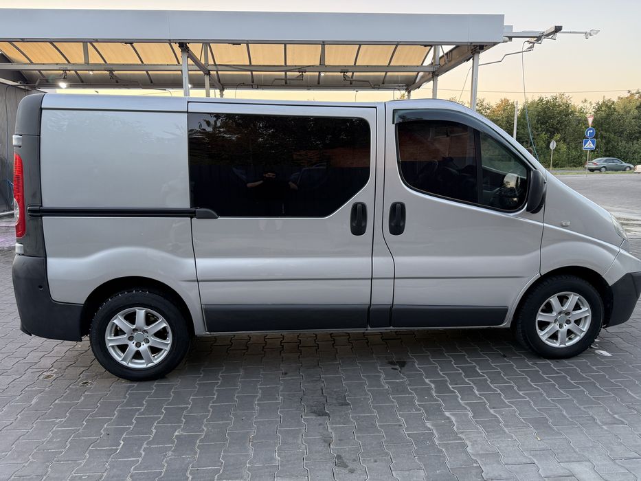 Renault Trafic 2011 VIN VF1FLAMA6BY410589 фото оголошення 2 з 8