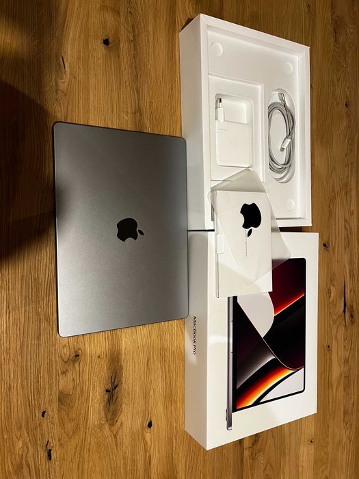 Apple MacBook Pro 14" A2442 M1 10CPU/16GPU/32GB/512GB
