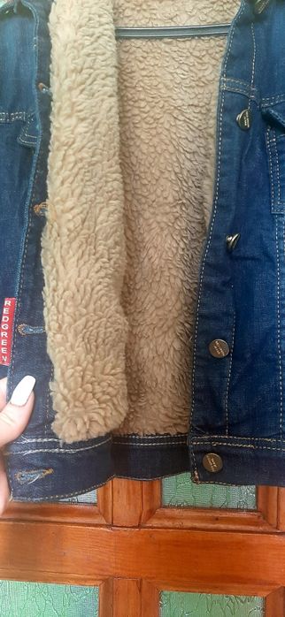 Джинсова курточка весна-осінь