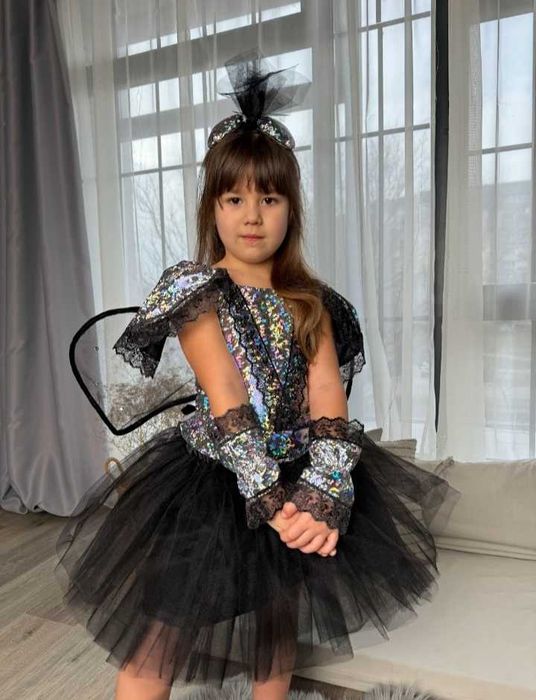 Бджілка,сорока,муха,метелик,киця,пташкаа