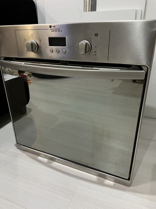 Електрична духова шафа б/у Hotpoint Ariston FB 53 C.1 IX TD/HA
