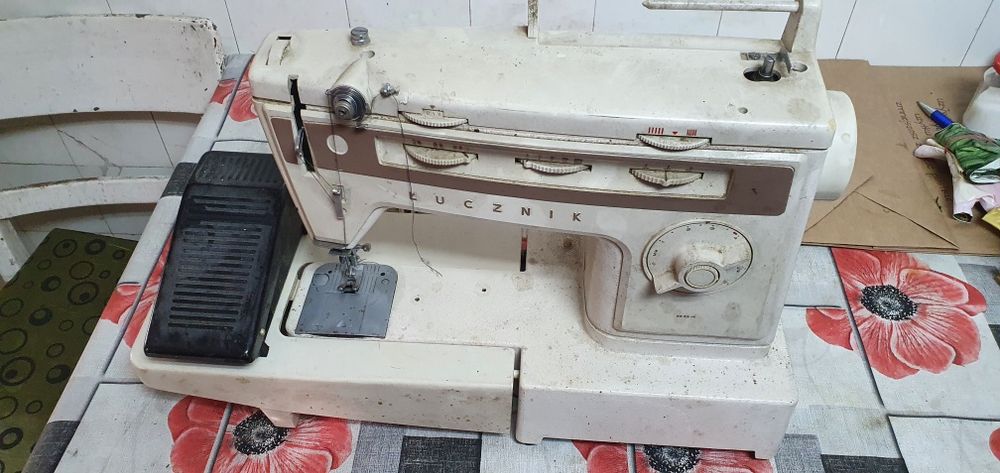 Maszyna do szycia Łucznik