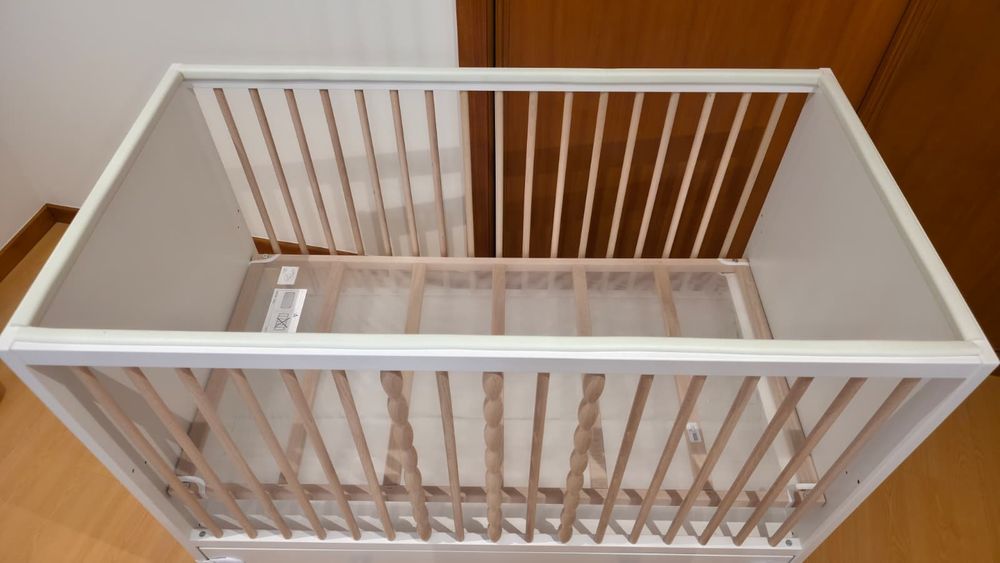 Berço MYLLRA (IKEA) + colchão