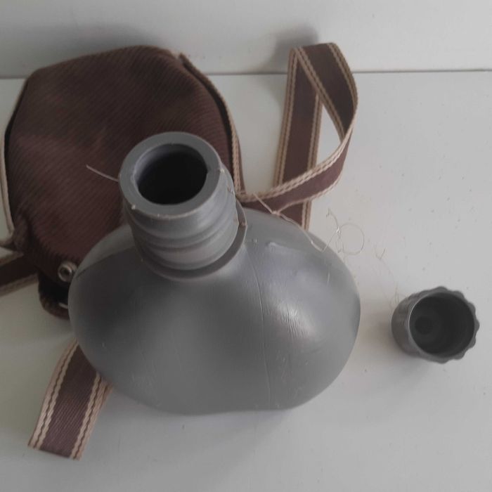Retro Antigo Cantil Plástico 750ml c/ Bolsa Bombazina Cintura ou Tiracolo