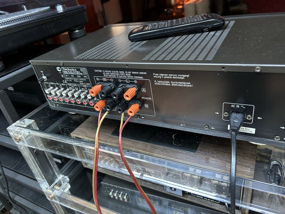 Amplificador Technics SU-A700 MK3 + Comando Original