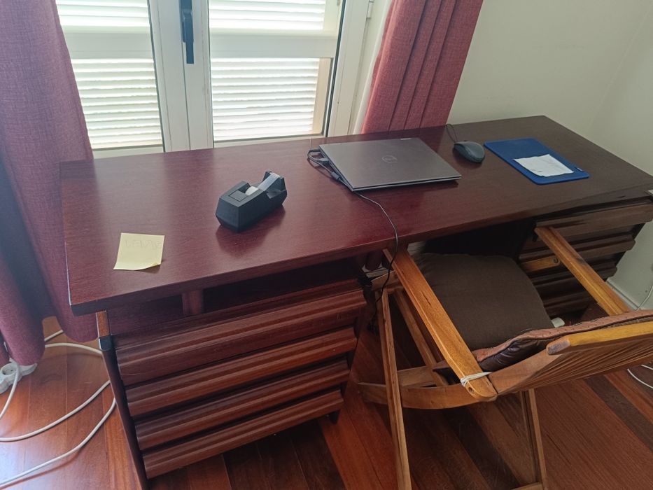 Mesa secretaria para dar so vir buscar