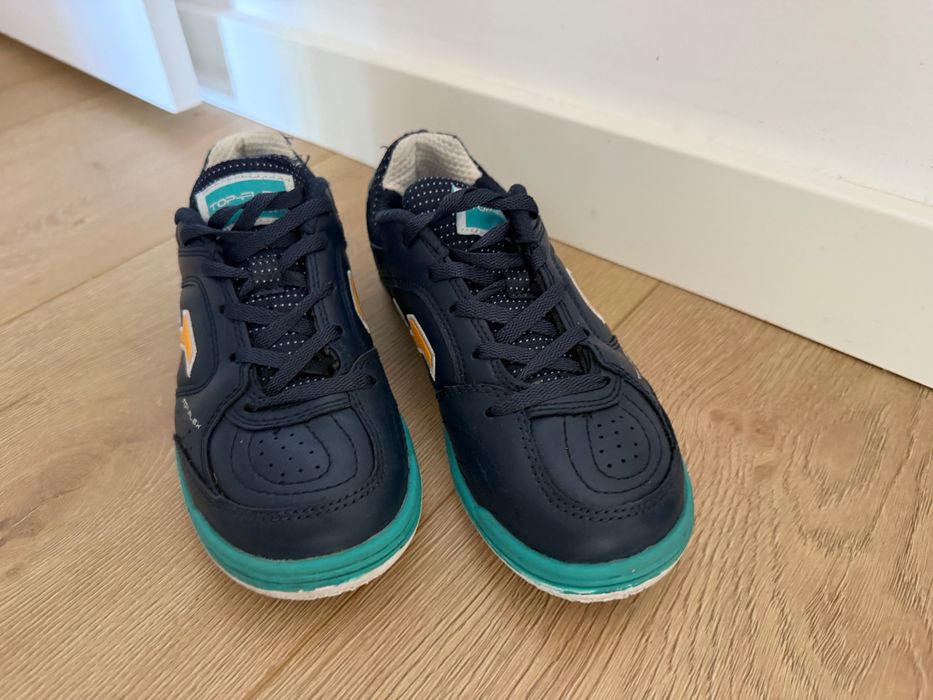 Chuteiras Joma Top Flex tamanho 33