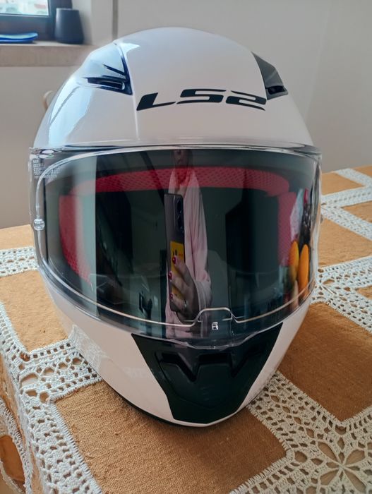 Vendo capacetes novos