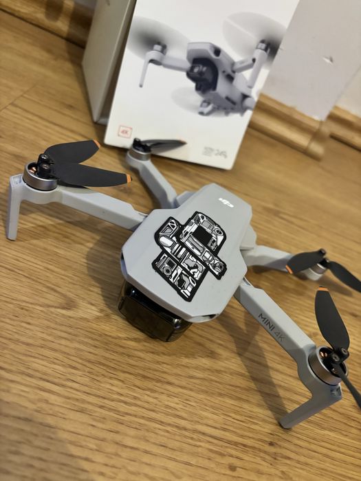 Dron DJI mini 4k. Polecam!