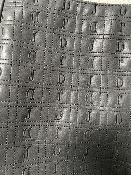 Czarna torebka David Jones na ramię, zamek