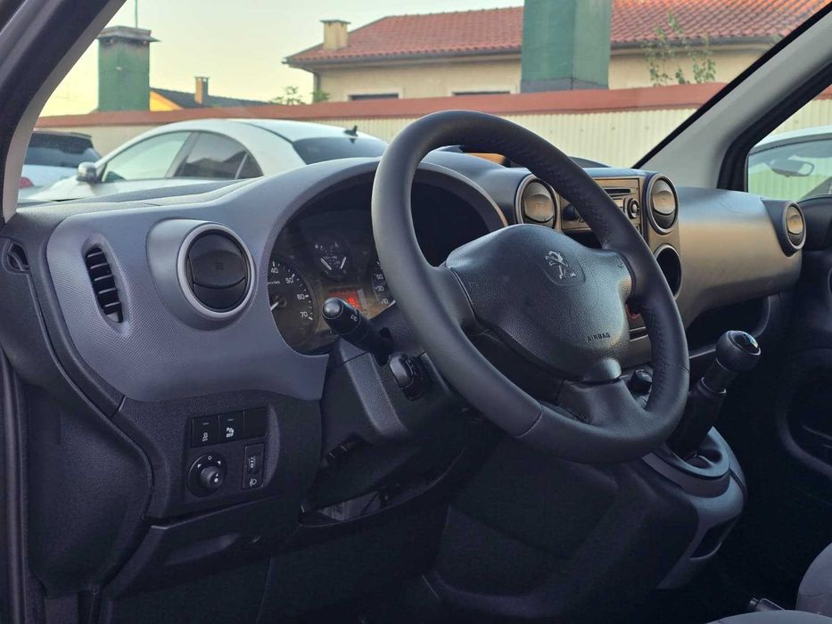 PEUGEOT PARTNER L1 1.6HDI 90CV "3 LUGARES"