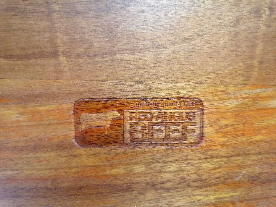 Base de madeira rotativa para cozinha