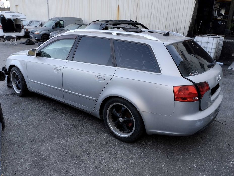 Audi A4 Avant B7 2.0 TDI Só Para Peças