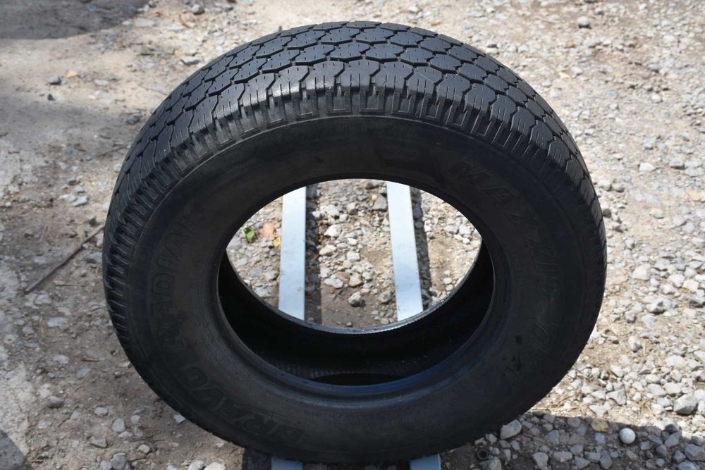 1x Opona opony Maxxis Bravo Radial 751 225/75R16 10PR 115/112Q
