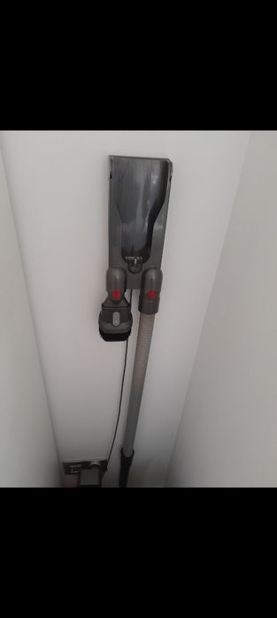 Dyson v11 motorhead