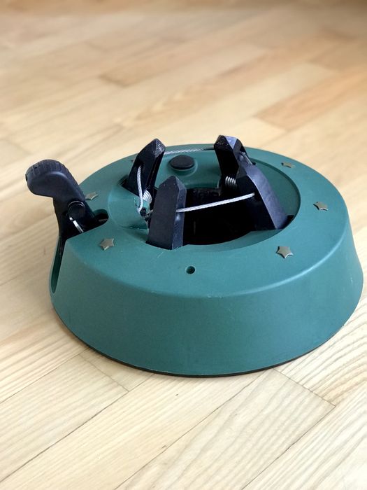 Stojak choinkowy samozaciskowy z pojemnikiem na wodę